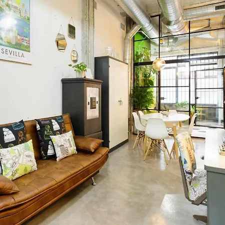 Monkeys Luxury Metaloft Апартаменты Севилья